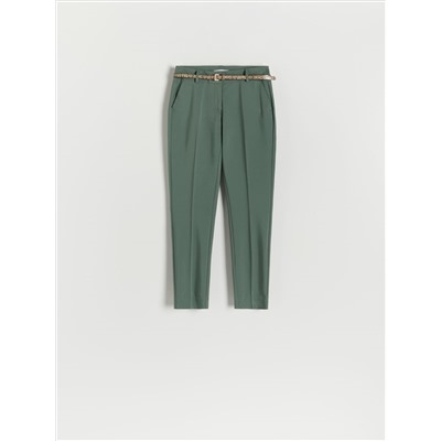 Zigarettenhose mit Gürtel