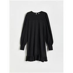 Kleid mit Rüschen