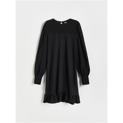 Kleid mit Rüschen