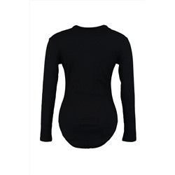 Siyah Vücuda Oturan Fitilli Örme Gömlek Yaka Çıtçıtlı Body TBBAW23CS00007