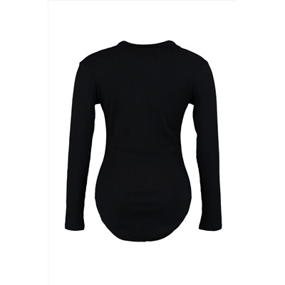 Siyah Vücuda Oturan Fitilli Örme Gömlek Yaka Çıtçıtlı Body TBBAW23CS00007