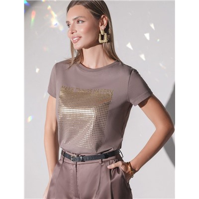 Нарядная футболка с блестящим принтом фольгой