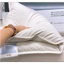 Подушка IKEA 50*80см