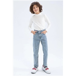Defacto Erkek Çocuk Slim Fit Yırtık Detaylı Jean Pantolon Y1784A622WN