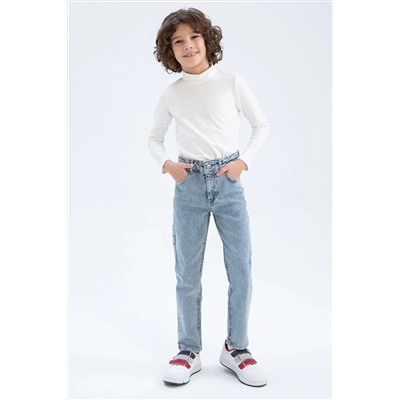 Defacto Erkek Çocuk Slim Fit Yırtık Detaylı Jean Pantolon Y1784A622WN