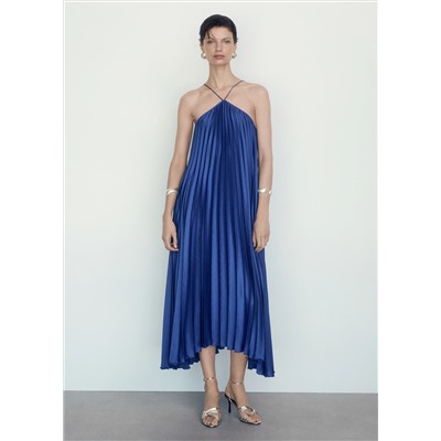 Vestido plisado cuello halter