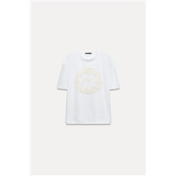 TOP WITH CONTRAST LACE TRIM