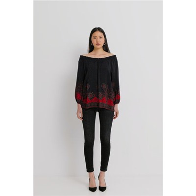 Blusa cuello barco boho