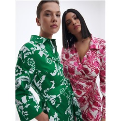 Gemustertes kleid
