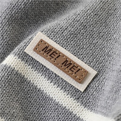 Свитер вязаный с круглым вырезом