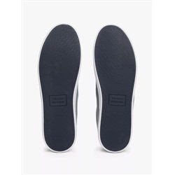 Canvas Low-Top Sneaker