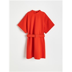 Kleid mit Gürtel