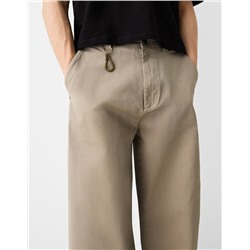 Skater-fit trousers with lobster clasp