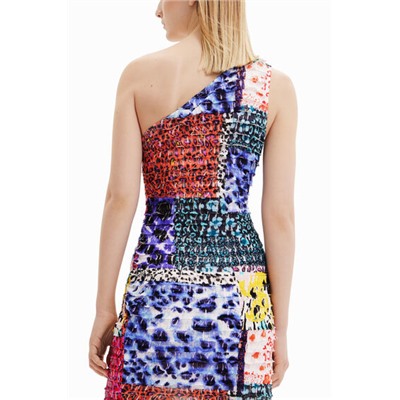 Vestido slim asimétrico