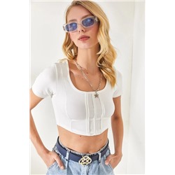 Olalook, Kadın Ekru Korseli Kare Yaka Crop Bluz BLZ-19002286