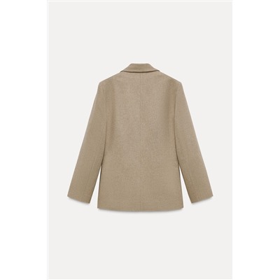 STRAIGHT BLAZER WITH PADDED SHOULDERS