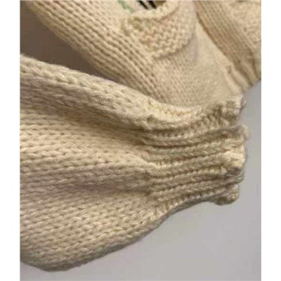 Вязаный женский кардиган с красивой вышивкой   LOEW*E