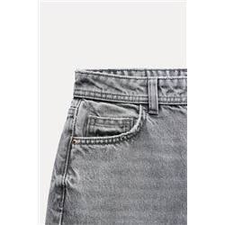 Z1975 MOM-FIT HIGH-WAIST JEANS