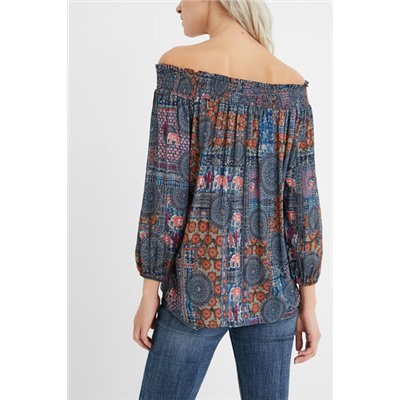 Blusa boho cuello barco