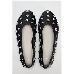 LEATHER BALLERINAS WITH STUDS