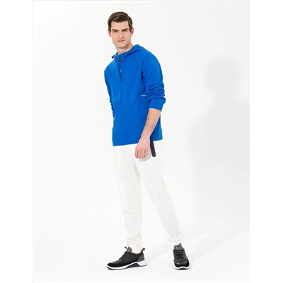 Saks Sweatshirt