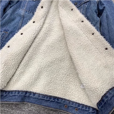 Удлиненная тёплая джинсовая куртка  💋 Levi*s (то, что смогла разглядеть)