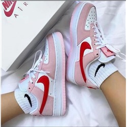 Кроссовки Nike