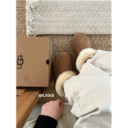 Новая модель теплых и удобных UG*G Sta*r and Moo*n