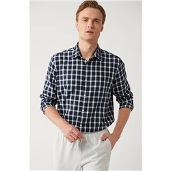 Avva Erkek Lacivert-Beyaz Klasik Yaka Ekose Desenli Flanel Comfort Fit Gömlek A32Y2158