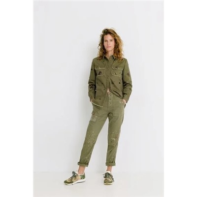 Pantalón comfort fit manchas pintura