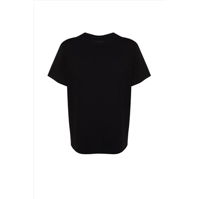 Siyah Boyfriend Bisiklet Yaka Yırtmaçlı %100 Pamuk Örme T-Shirt TBBSS22BF0031