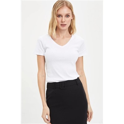 Defacto Slim Fit V Yaka Basic Kısa Kollu %100 Pamuk Tişört I1080AZ.20SP.WT34
