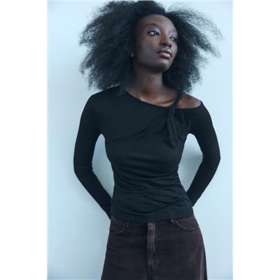 ASYMMETRIC DOUBLE LAYER T-SHIRT