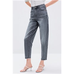 Vaquero mom 7/8 tiro alto Gris