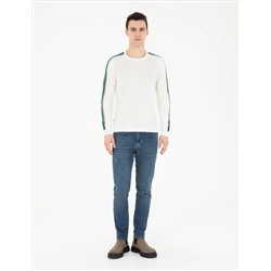 Ekru Slim Fit Bisiklet Yaka Triko Kazak