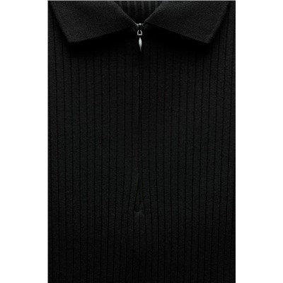 RIBBED POLO NECK T-SHIRT