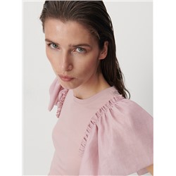 Bluse mit Rüschen an den Schultern
