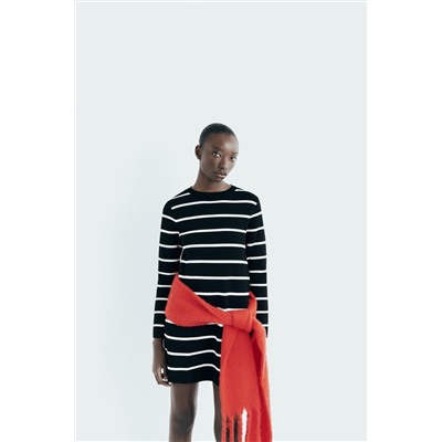 SHORT KNIT DRESS