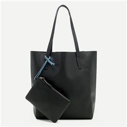 The carryall tote Item AH945