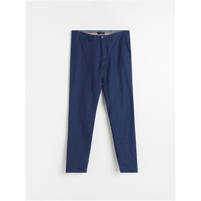 Slim-Fit-Chinohose mit hohem Baumwollanteil