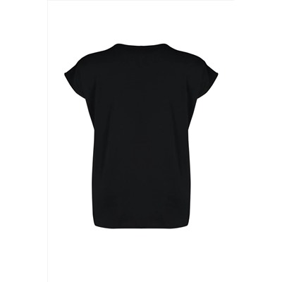 Siyah Bisiklet Yaka Kol Detaylı %100 Pamuk Örme T-Shirt TBBSS22BF0023