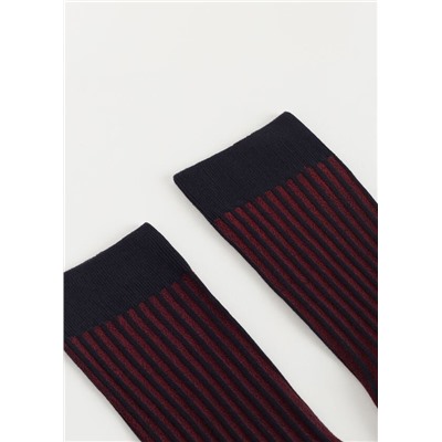 Kurze gerippte Herrensocken aus Fil d‘Ecosse