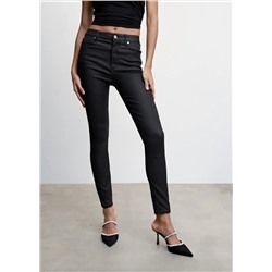 Jeans skinny tiro alto encerados -  Mujer | MANGO OUTLET España