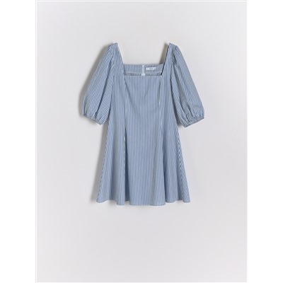 Gestreiftes Minikleid