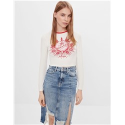 Besticktes Shirt