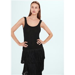 Vestido punto diseño flecos