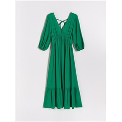 Maxikleid mit Rüschensaum