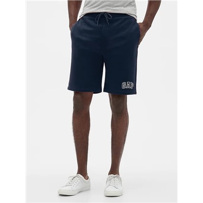 9" Gap Logo Shorts in Fleece