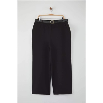 Özel Koleksiyon Siyah Wide Leg Premium Kemerli Büyük Beden Pantolon TBBAW26AR00001