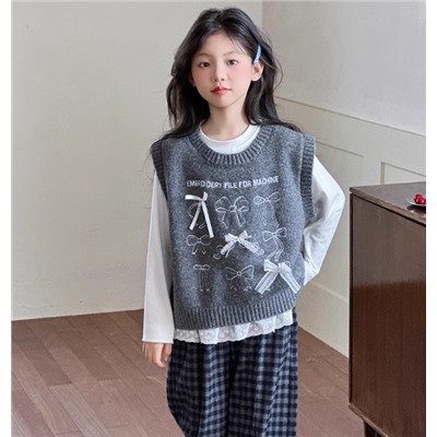 Комплект рубашка и жилет для девочек